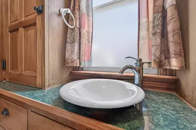 501 W Rollin Street, Edgerton, WI 53534 - Photo 25