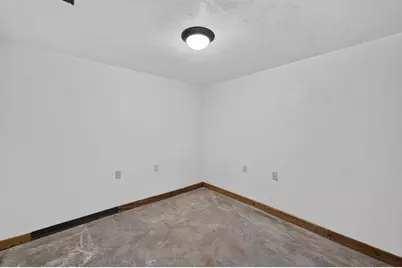 501 W Rollin Street, Edgerton, WI 53534 - Photo 39