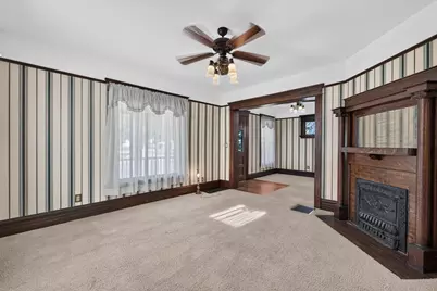 501 W Rollin Street, Edgerton, WI 53534 - Photo 9