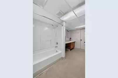 501 W Rollin Street, Edgerton, WI 53534 - Photo 35