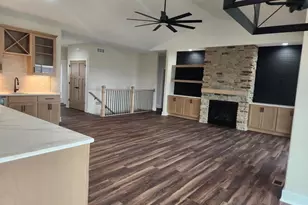L164 Eileen Ct, Waunakee, WI 53597 - Photo 11