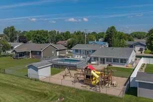 740 E Scott St, Omro, WI 54963 - Photo 71