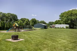 1787 Oakview Dr, Stoughton, WI 53589 - Photo 35