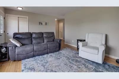 1787 Oakview Drive, Stoughton, WI 53589 - Photo 9
