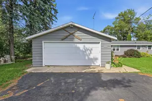 W10300 Sunny Point Rd, Beaver Dam, WI 53916 - Photo 5