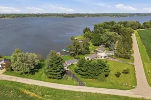 W10300 Sunny Point Rd, Beaver Dam, WI 53916 - Photo 31