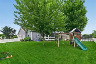 702 Callisto Dr, Madison, WI 53718 - Photo 43