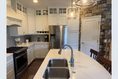 702 Callisto Drive, Madison, WI 53718 - Photo 9