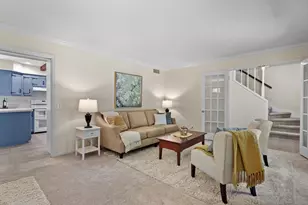 10 Stonecrest Cir, Madison, WI 53717 - Photo 5