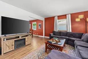 1011 Bay Ridge Rd, Madison, WI 53716 - Photo 5