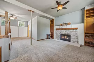 873 Oak Ridge Ln, Genoa City, WI 53128 - Photo 5