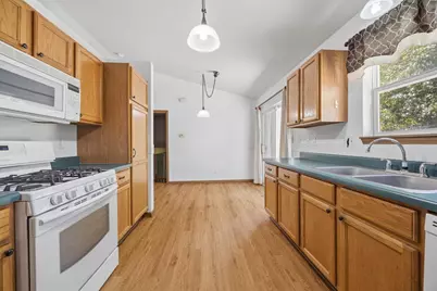 873 Oak Ridge Lane, Genoa City, WI 53128 - Photo 3