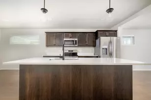 2116 S High Point Rd, Madison, WI 53719 - Photo 5