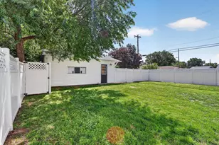 2416 Kellogg Ave, Janesville, WI 53546 - Photo 33