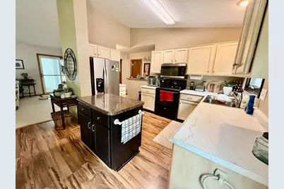 1820 Edon Drive, Janesville, WI 53546 - Photo 23
