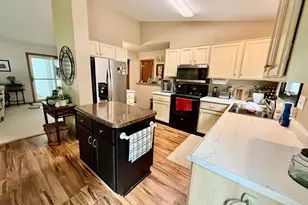 1820 Edon Dr, Janesville, WI 53546 - Photo 23