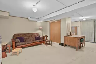 1930 E Dayton St, Madison, WI 53704 - Photo 31