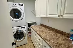 7226 Hubbard Ave, Middleton, WI 53562 - Photo 33