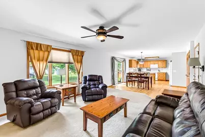 318 Burl Oak Drive, DeForest, WI 53532 - Photo 9