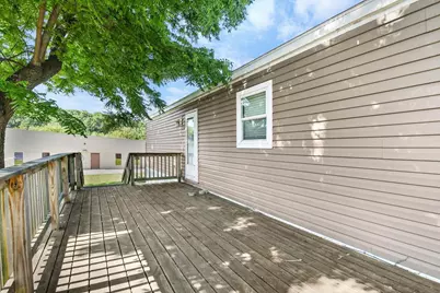 808 Charles Lane, Stoughton, WI 53589 - Photo 5