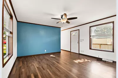 808 Charles Lane, Stoughton, WI 53589 - Photo 7