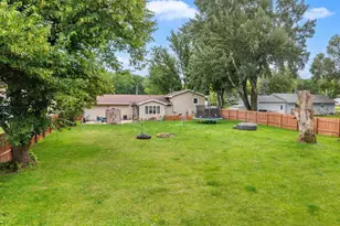 14 Arcade Glen Rd, Ripon, WI 54971 - Photo 3