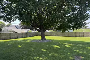 2219 Mineral Point Ave, Janesville, WI 53548 - Photo 23