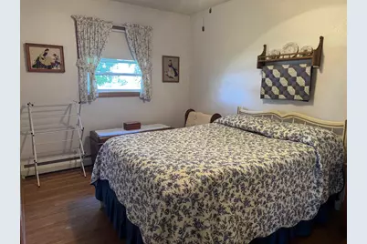 2219 Mineral Point Avenue, Janesville, WI 53548 - Photo 9