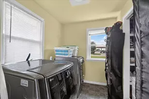 879 E Inman Pkwy, Beloit, WI 53511 - Photo 13