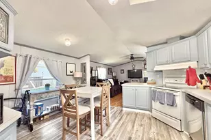 53 Lapidary Ln, Janesville, WI 53548 - Photo 7