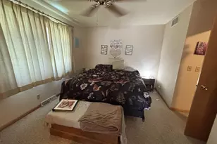 1500 Evergreen Dr, Janesville, WI 53546 - Photo 11