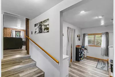 946 Gale Drive, Dell Prairie, WI 53965 - Photo 7