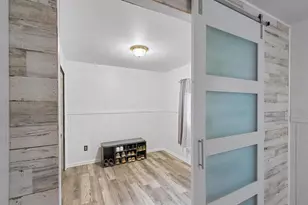 946 Gale Dr, Dell Prairie, WI 53965 - Photo 9