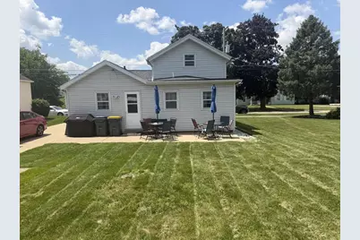 1410 13th Avenue, Monroe, WI 53566 - Photo 3