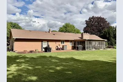 1903 Eastwood Avenue, Janesville, WI 53545 - Photo 49