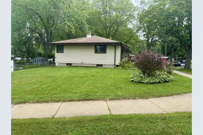 1002 Monica Lane, Madison, WI 53704 - Photo 9