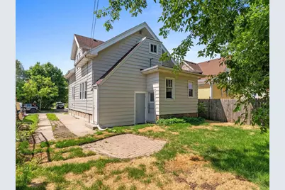 1112 Bluff Avenue, Sheboygan, WI 53081 - Photo 7