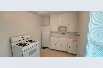 220/222 1st Street, Baraboo, WI 53913 - Photo 9