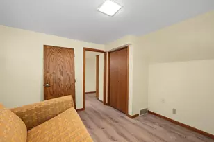 1905 Ellen Ave, Madison, WI 53716 - Photo 33