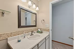 1905 Ellen Ave, Madison, WI 53716 - Photo 17