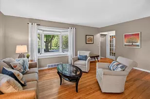 445 Caromar Dr, Madison, WI 53711 - Photo 7