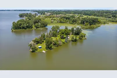 N8874 Axe Head Island, Beaver Dam, WI 53916 - Photo 15
