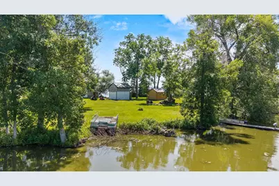 N8874 Axe Head Island, Beaver Dam, WI 53916 - Photo 11