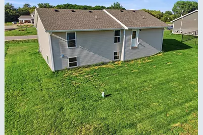 708 E Maple Beach Drive, Edgerton, WI 53534 - Photo 17