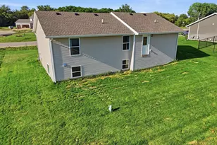 708 E Maple Beach Dr, Edgerton, WI 53534 - Photo 17