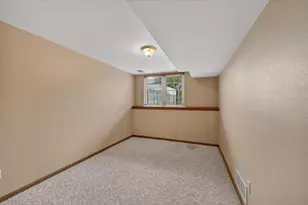 403 Hanson Rd, Stoughton, WI 53589 - Photo 29
