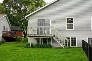 403 Hanson Rd, Stoughton, WI 53589 - Photo 35