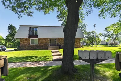 5110 Pebblebrook Drive, Madison, WI 53716 - Photo 3