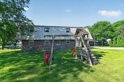 5110 Pebblebrook Drive, Madison, WI 53716 - Photo 9