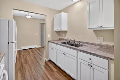 5110 Pebblebrook Drive, Madison, WI 53716 - Photo 13